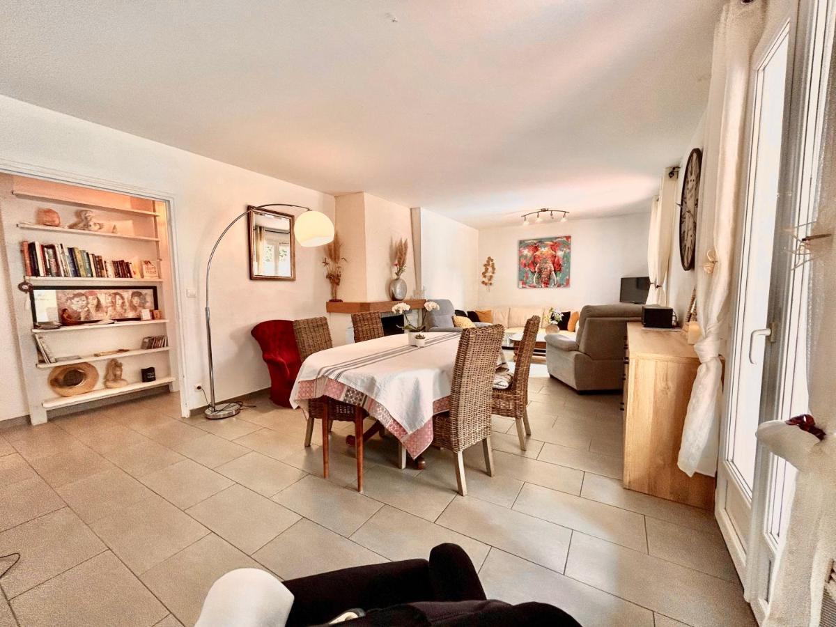 Villa 110M2, 7 Pers, Jacuzzi , 3 Chambres, Terrain Clos Et Arbore 2500M2 트레브 외부 사진