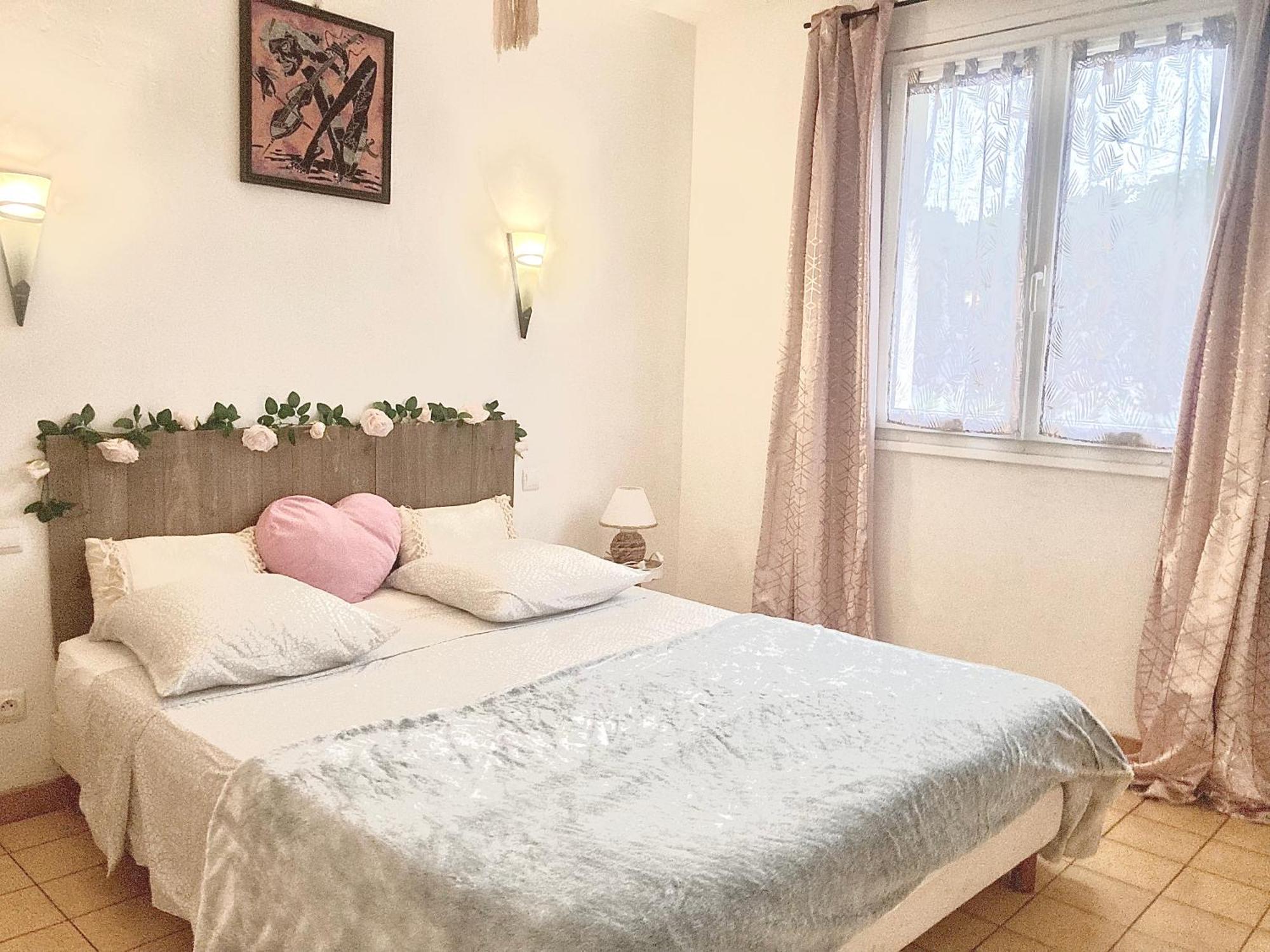 Villa 110M2, 7 Pers, Jacuzzi , 3 Chambres, Terrain Clos Et Arbore 2500M2 트레브 외부 사진